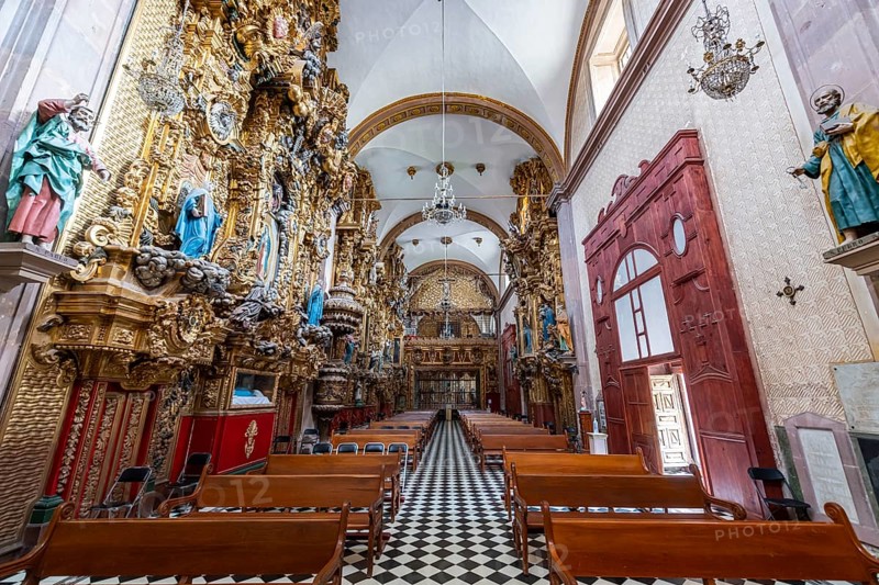 Beautiful interior in the Parish of the Sacred Heart of Jesus "Of St. Claire", Unesco site Queretaro