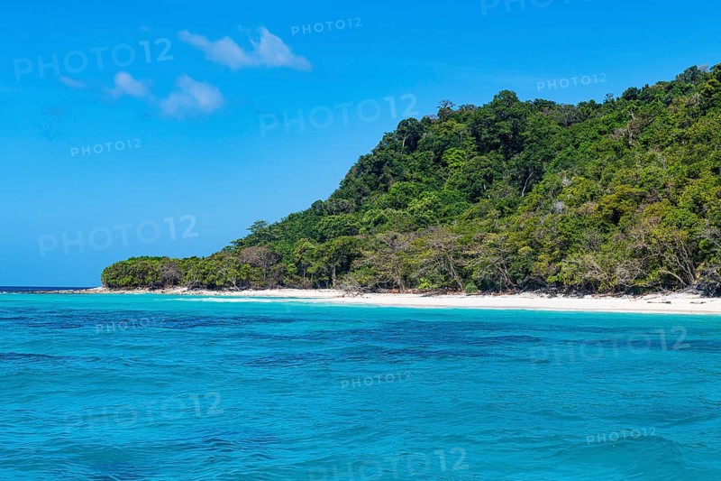 White sand beach and turquoise water, Koh Rok