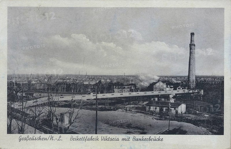 Grossraeschen, briquette factory Viktoria with bunker bridge
