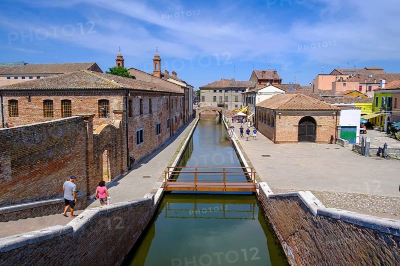 Trepponti Bridge, Comacchio