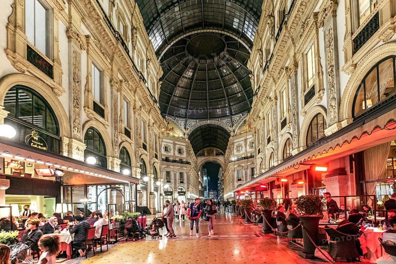 Galleria Vittorio Emanuele II in the evening, Milan