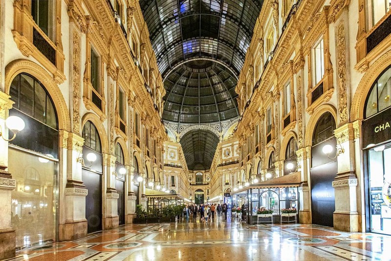 Galleria Vittorio Emanuele II in the evening, Milan