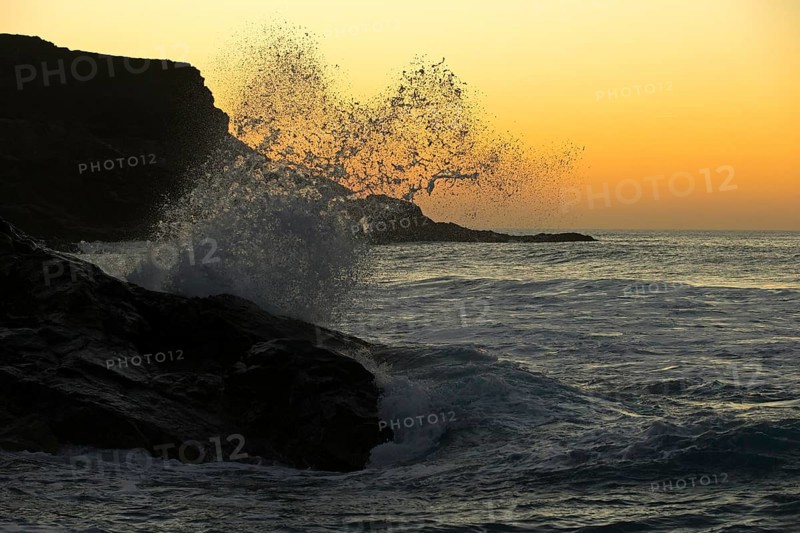 Puertito de Los Molinos, sunset waves