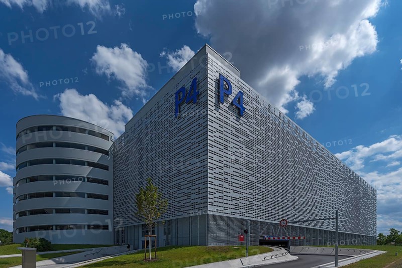 Modern multi-storey car park at the airport, Nuremberg