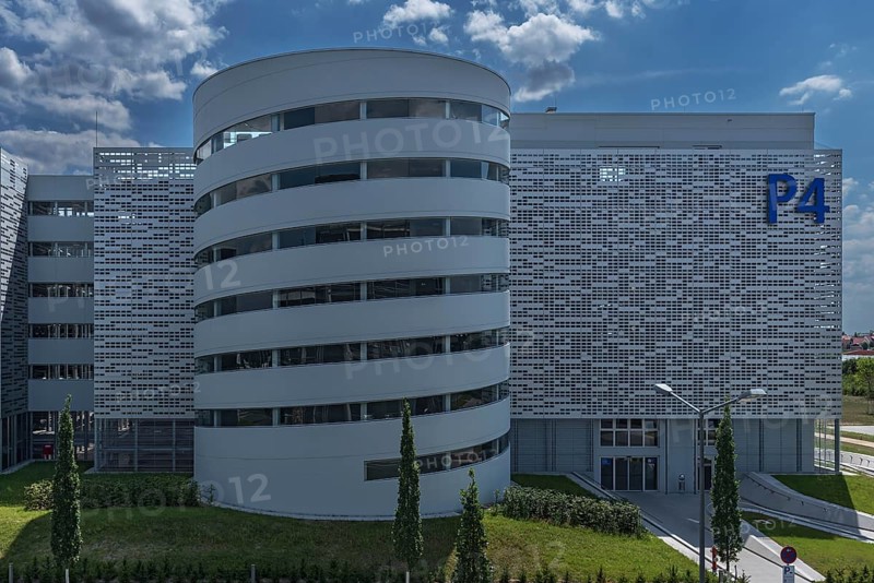 Modern multi-storey car park at the airport, Nuremberg