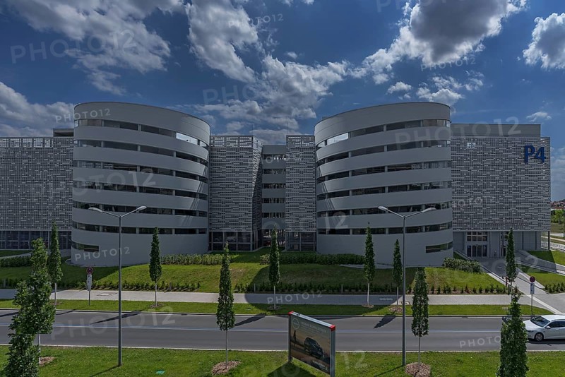 Modern multi-storey car park at the airport, Nuremberg
