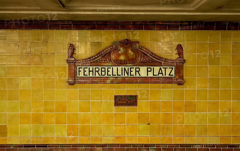 Yellow wall tiles, Fehrbelliner Platz underground station