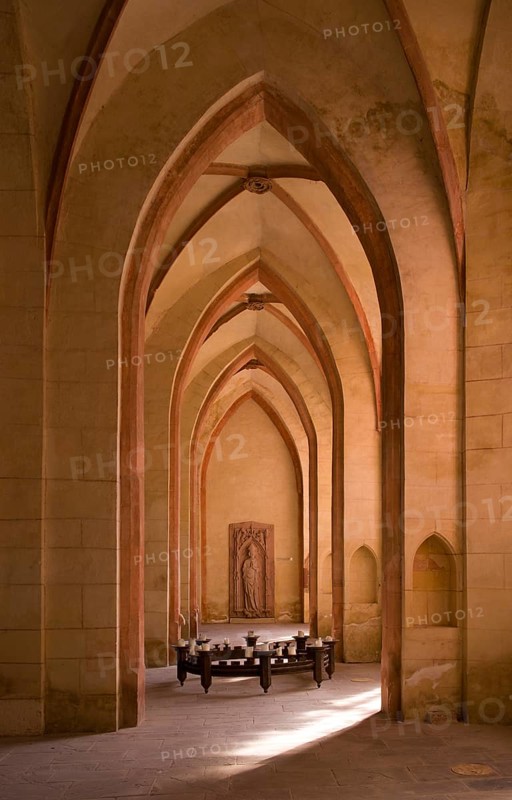 Tomb of the Cathedral Cantor Eberhard von Oberstein, Basilica