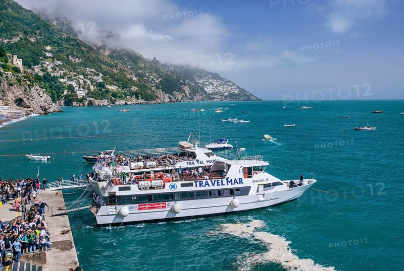 Excursion boats at the jetty, Positano