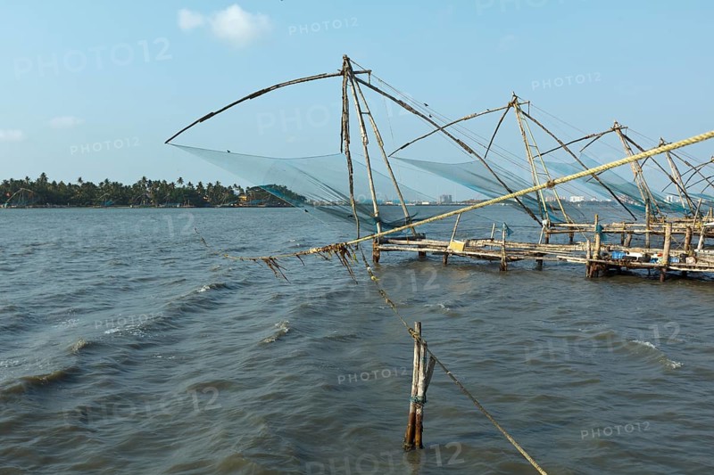 Kochi chinese fishnets on sunset. Fort Kochin
