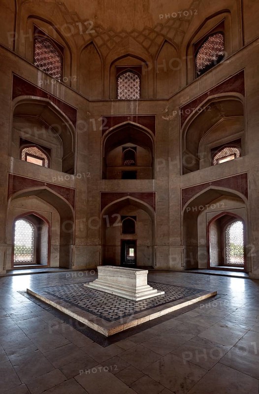 Sarcophagus in Humayun's Tomb