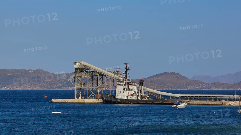 Milos bay