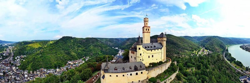 Marksburg a castle in Braubach on the Rhine