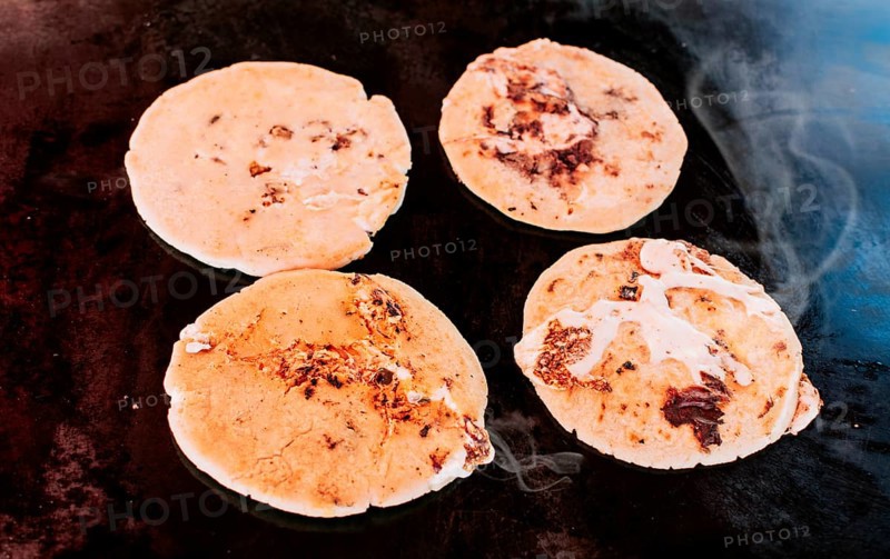 Traditional grilled cheese pupusas