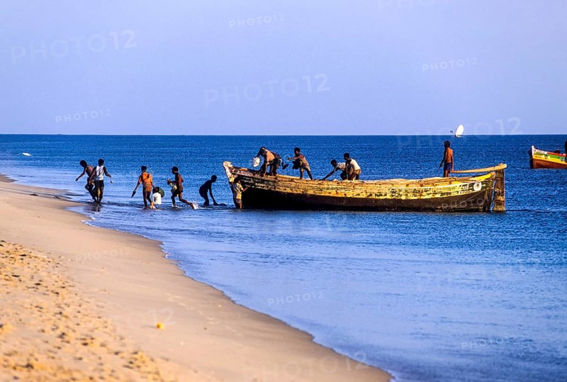 Fishermen landing after fishing at Dhanushkodi Danushkodi