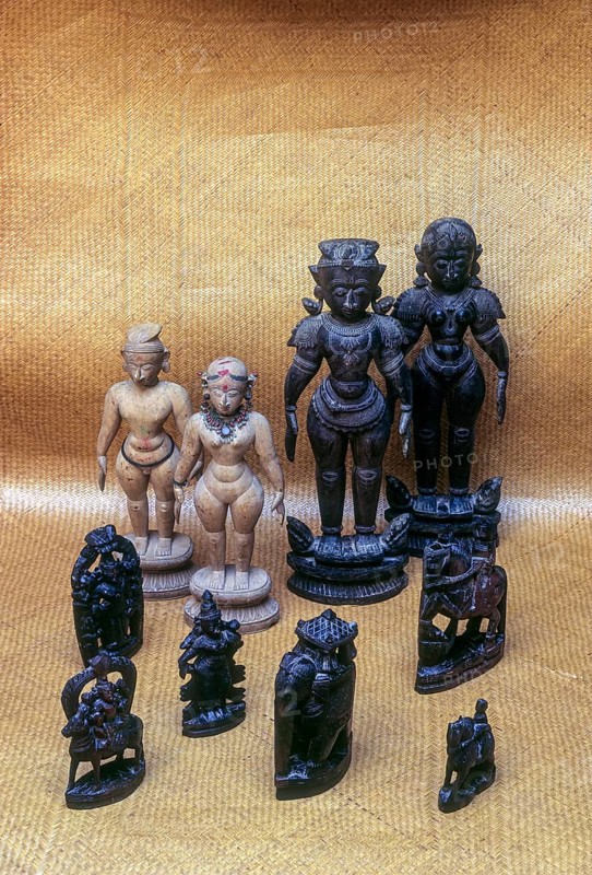Marapachi dolls or Marapachi bommais