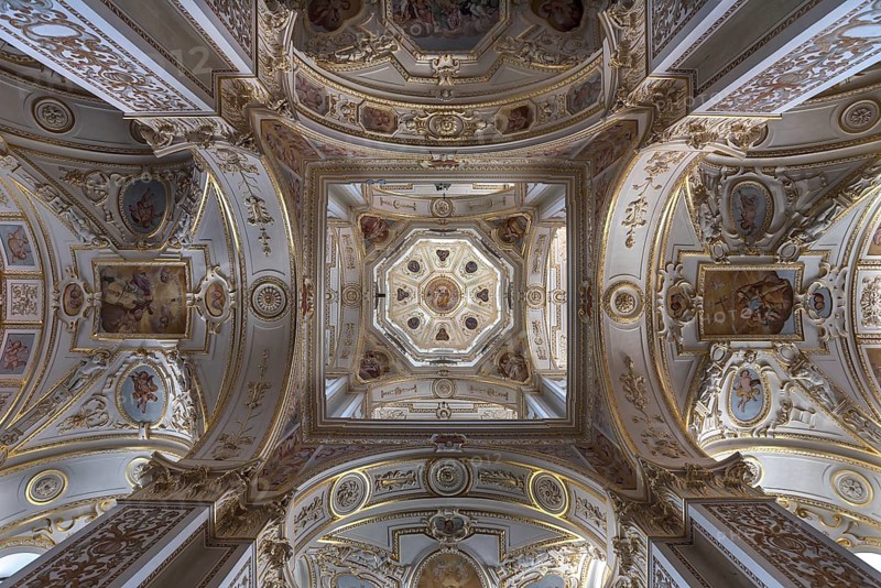 Dome vault of the Basilica St. Lorenz