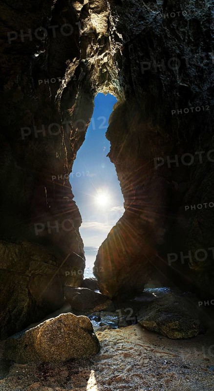 Rock arch of the Grotta Sibilla