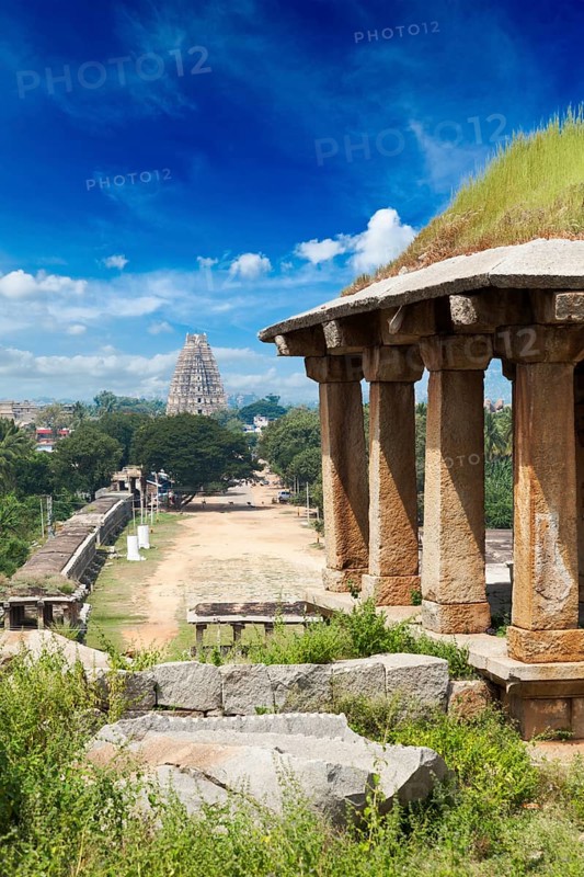 Ancient ruins in Hampi. Hampi Bazaar
