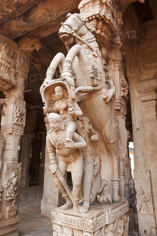 Statues in Hindu temple. Sri Ranganathaswamy Temple. Tiruchirappalli