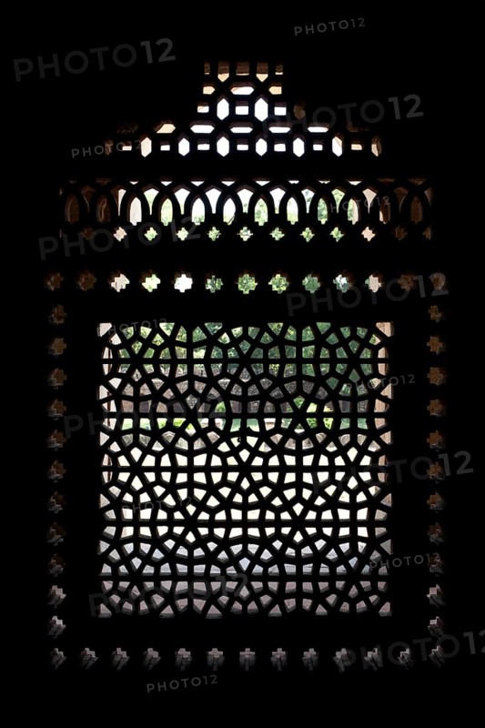 Marble carved screen window at Marble carved screen window at Isa Khan's Tomb. Humayun's Tomb complex