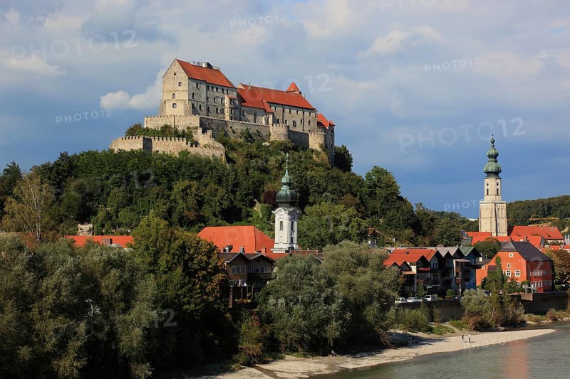 Panorama of the old town with the Salzach river and castle