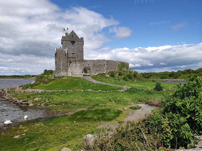 Dunquaire Castle