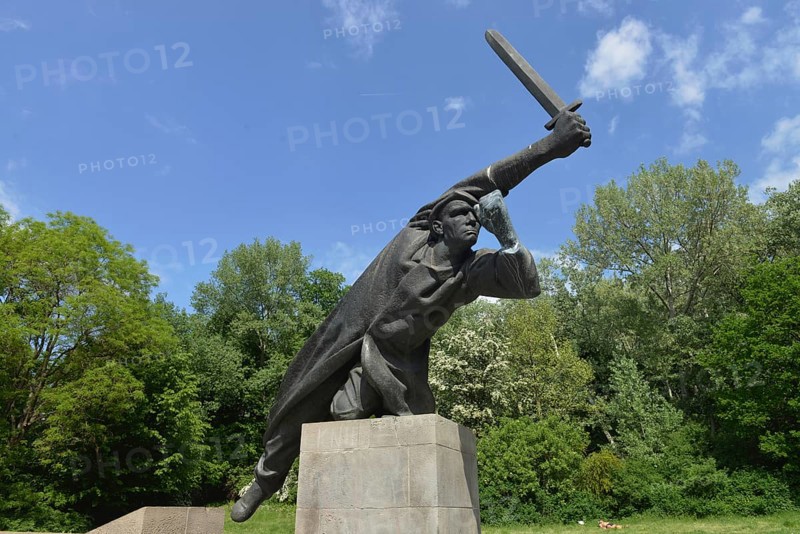 Monument to the Spanish Fighters