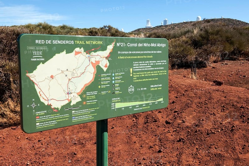 Information board trail network on Teide