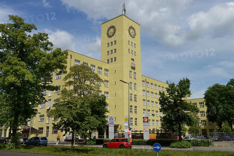 Luftfahrtgeraetewerk Hakenfelde LGW