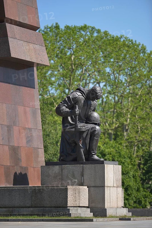 Mourning Soldier
