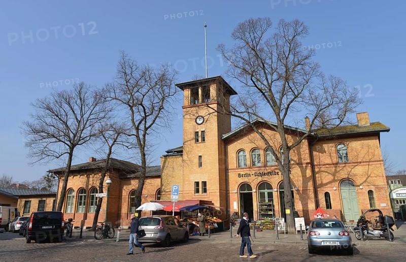 Lichterfelde-West railway station
