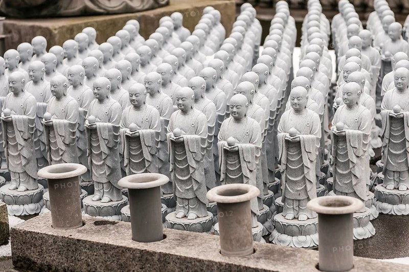 Jizo Bodhisattva statues