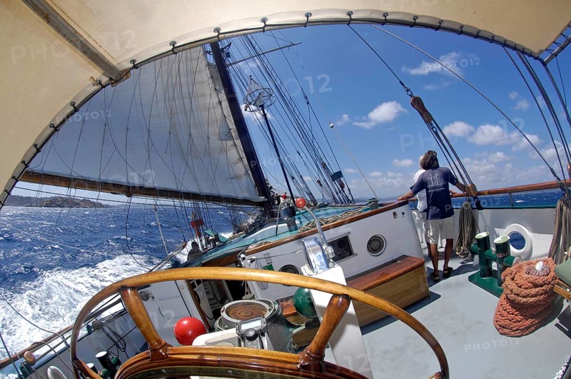 Sailing ship