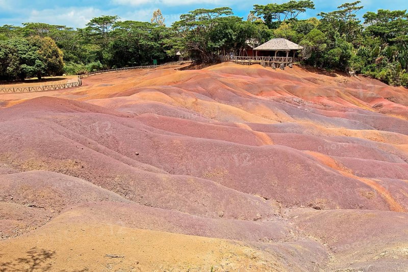 The Seven Coloured Earth