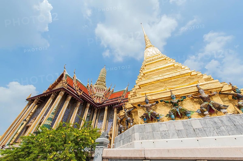 Prasat Phra Thep Bidon