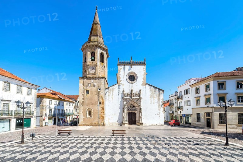 Church of Saint John the Baptist and Republic Square