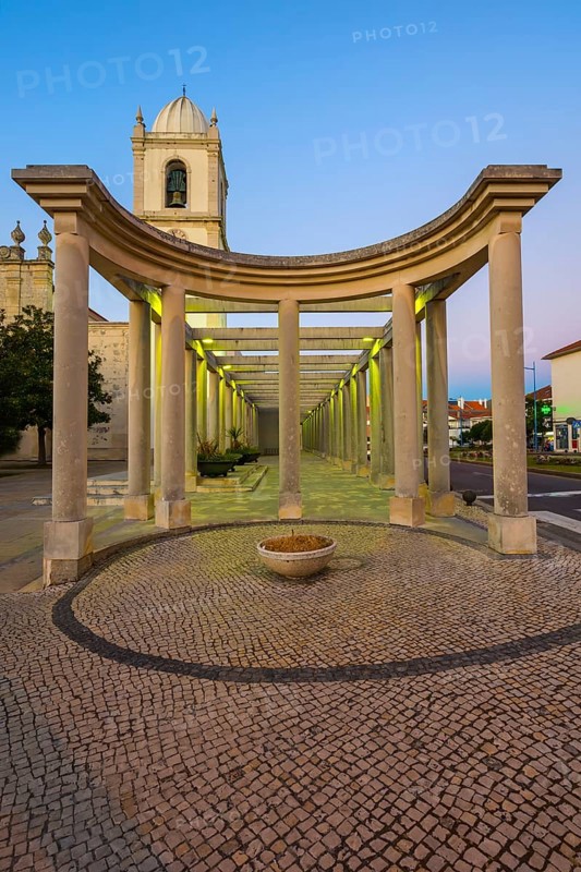 Sao Domingos Cathedral at dusk