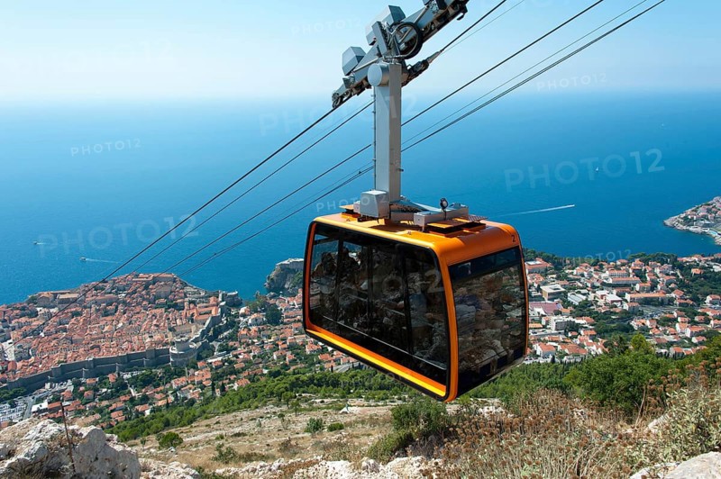 Cable car