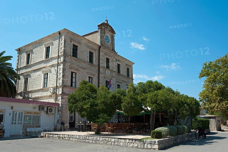 Ston