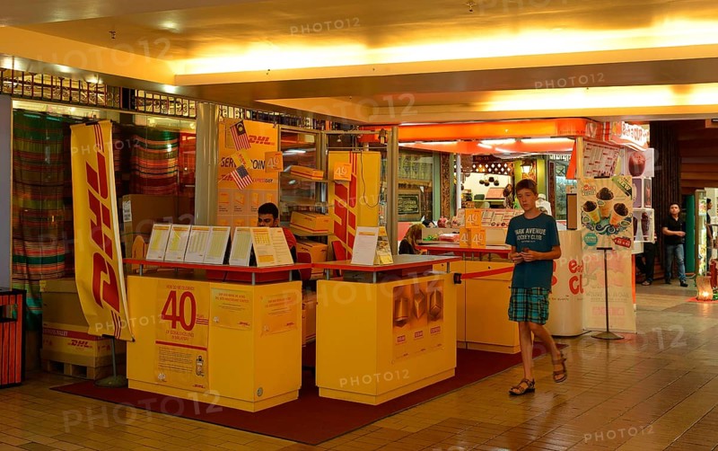 DHL Express counter