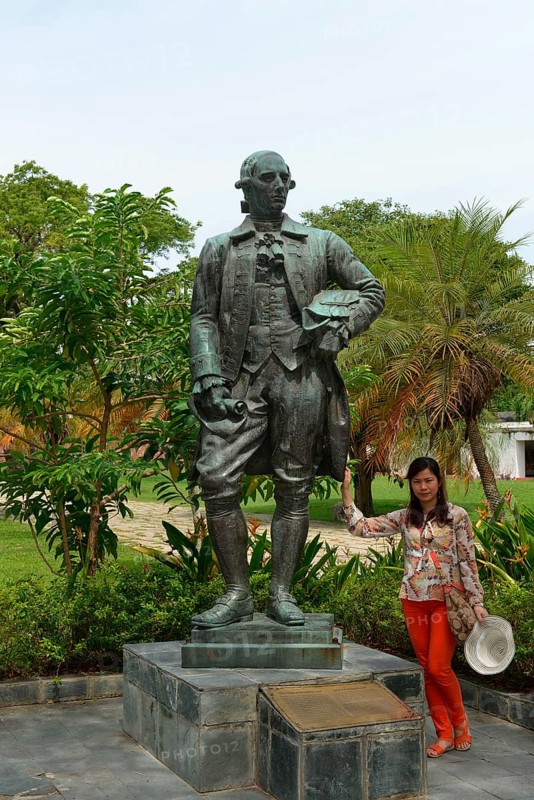 Statue Francis Licht
