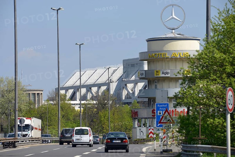 AVUS A 115 city motorway