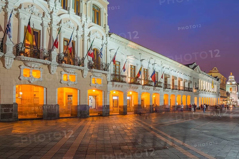 Presidential Palace by night