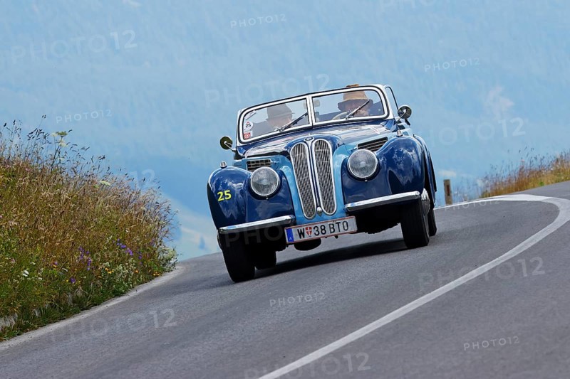 Vintage car rally Ennstal Classic 2022