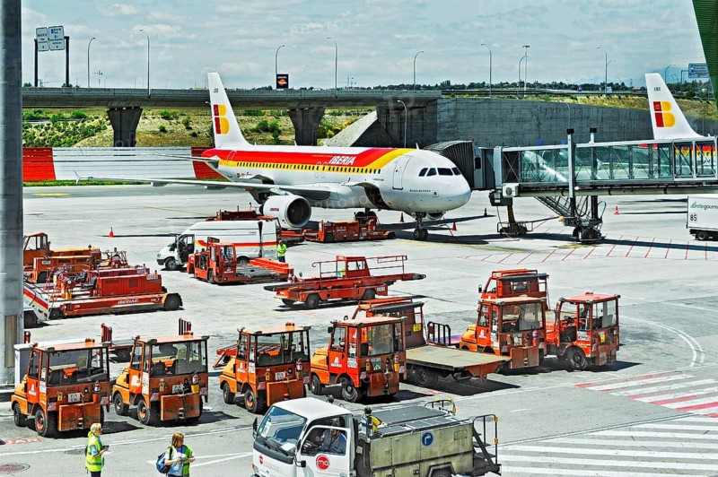 Service vehicles and Airbus A320