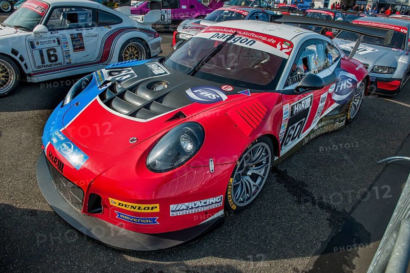 Porsche 911 991 GT3 R race car