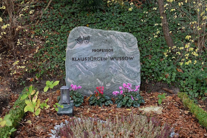 Grave
