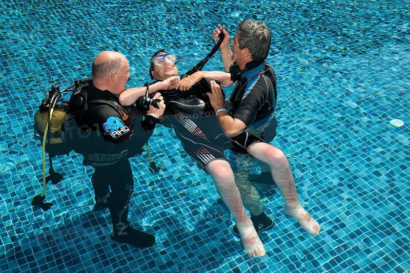 Disabled Diver with Instructor