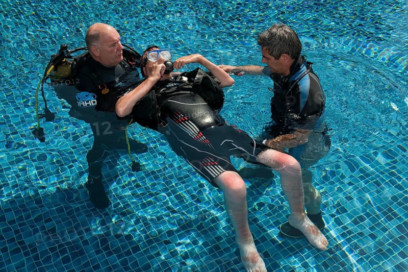 Disabled Diver with Instructor